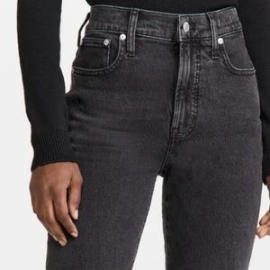 Madewell Perfect Vintage Jeans in grey/black size 25P.